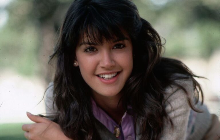 Phoebe Cates Net Worth
